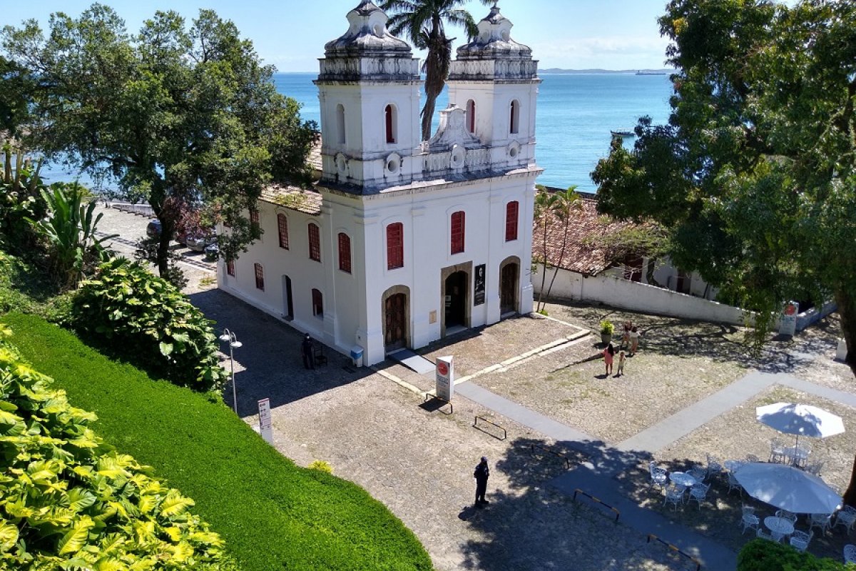 MAM-BA é destaque em revista mundial de moda