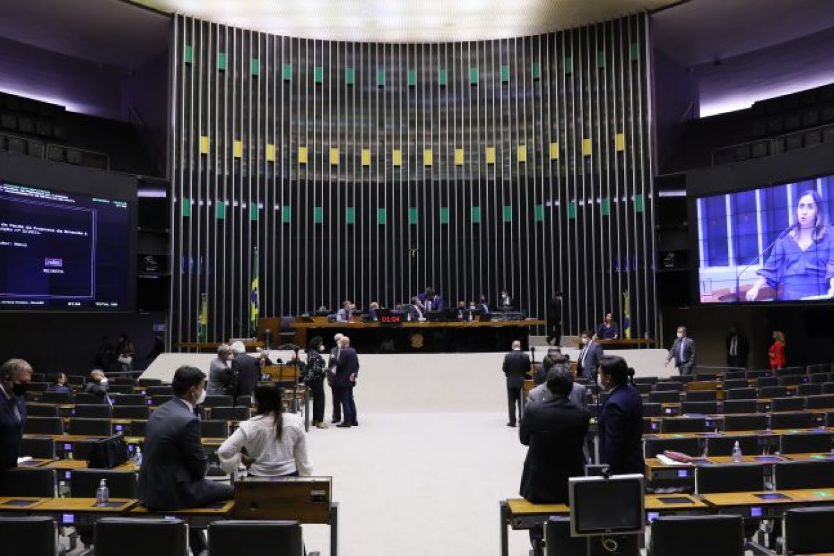 Confira como votaram os deputados baianos no parecer da PEC do MP