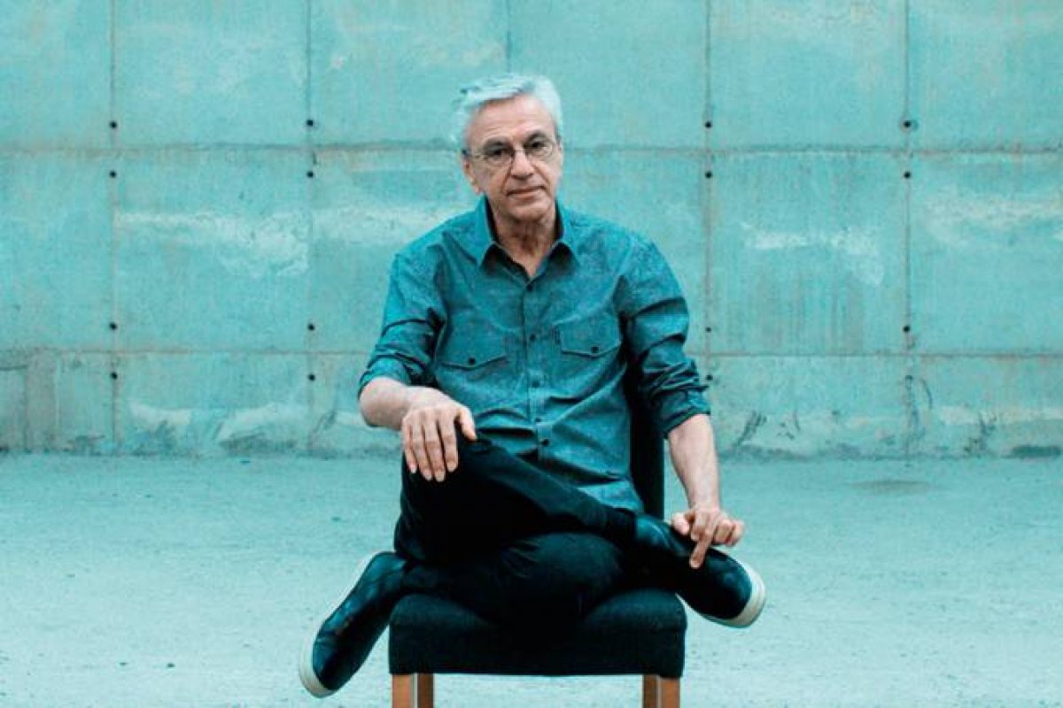 Caetano Veloso diz que eleger PT nas eleições de 2022 é 'voltar ao passado'