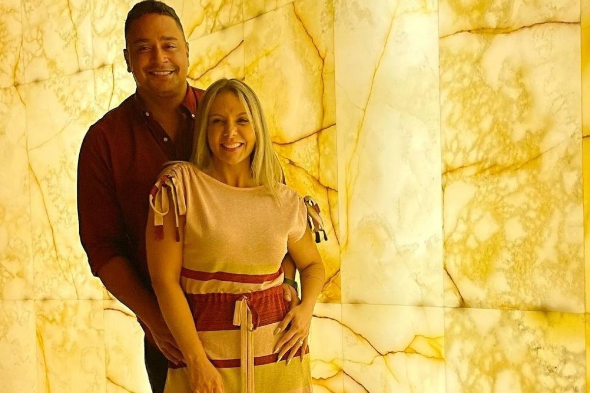 Bodas de Porcelana: Carla Perez e Xanddy celebram 20 anos de casamento em Dubai