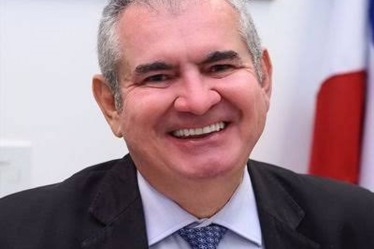 AL-BA: TCE aplica multa de R$ 20 mil a Ângelo Coronel