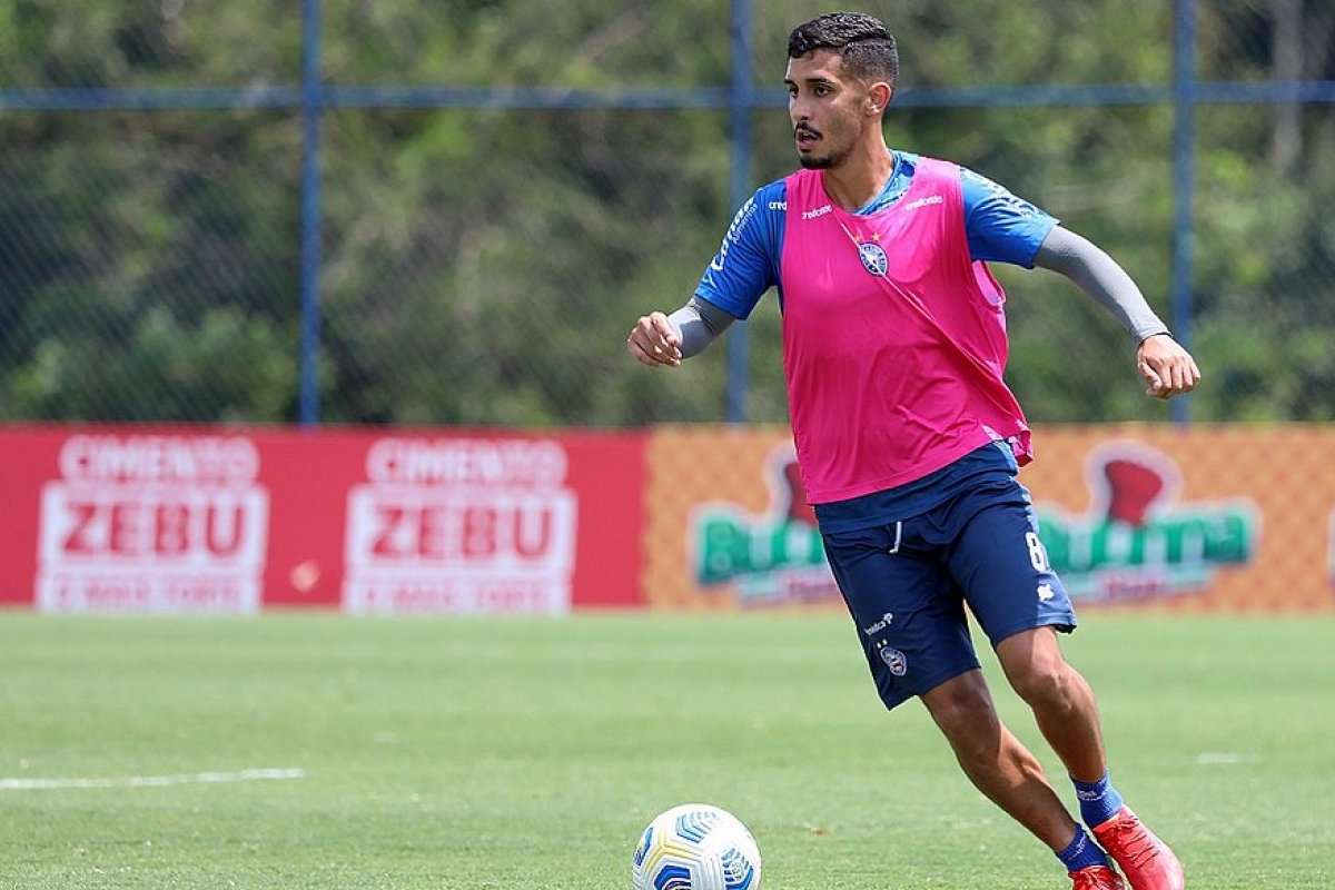 Com chance de abrir distância para Z-4, Bahia recebe lanterna Chapecoense no Brasileirão