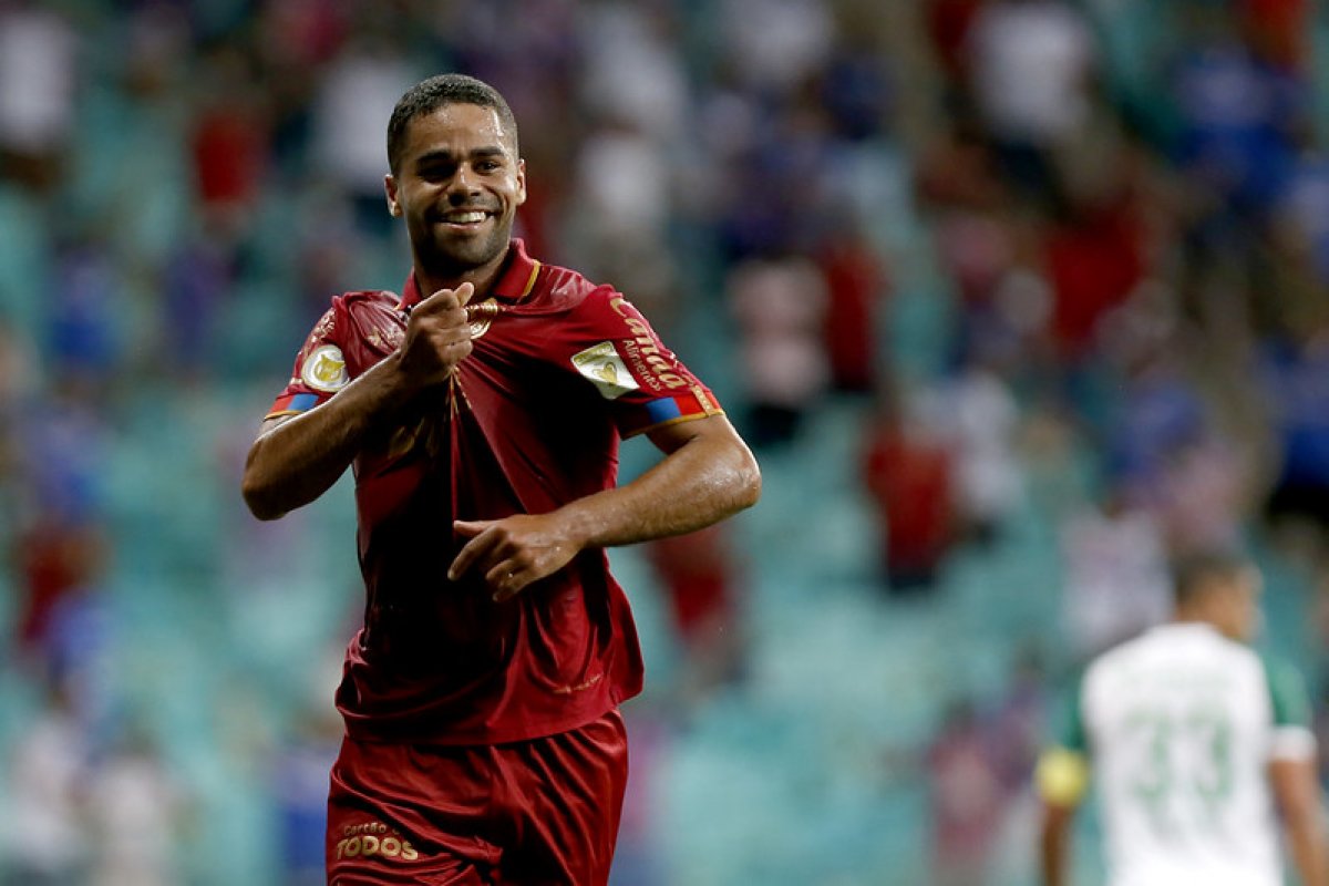 Vídeo: Bahia bate Chapecoense com facilidade e deixa zona de rebaixamento; confira alguns dos gols