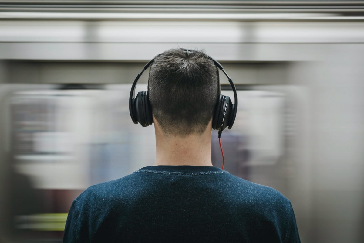 Neurologista diz que música tem capacidade única de ativar regiões do cérebro