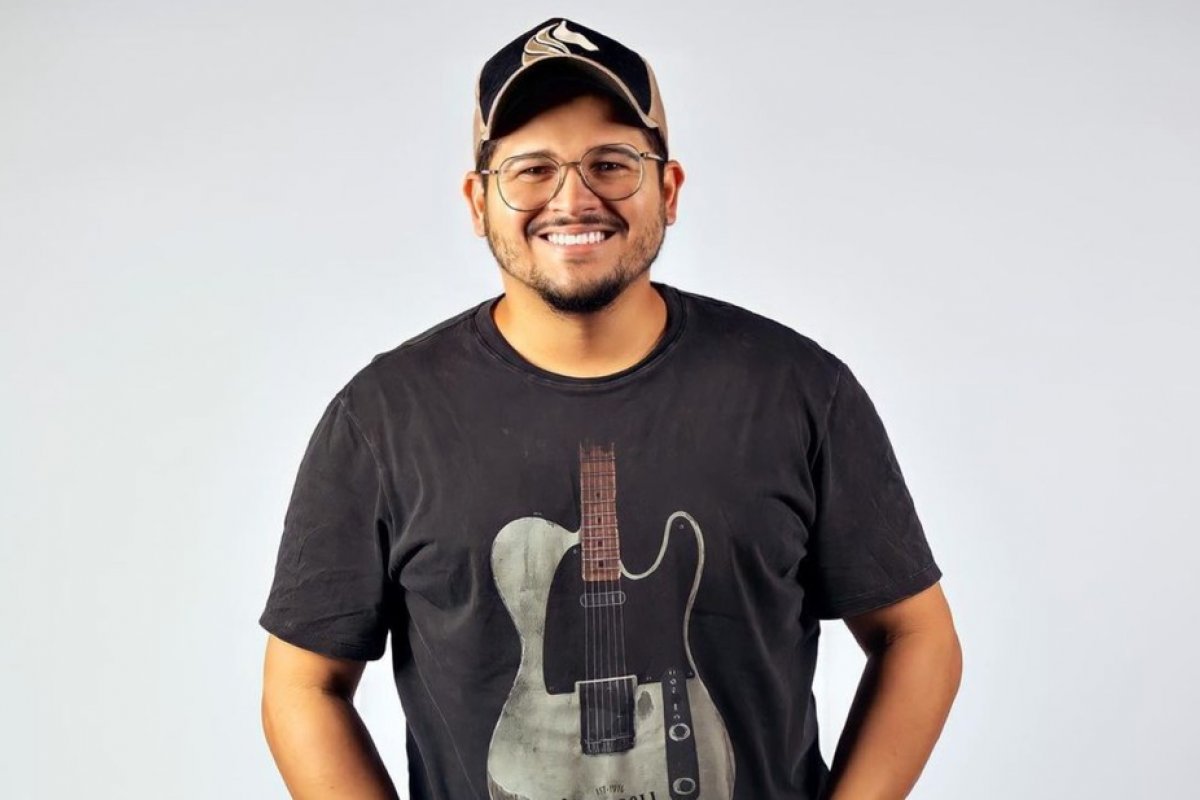 Cantor da banda Seu Maxixe revela que teve carro, celular e aliança roubados no bairro de Brotas, em Salvador