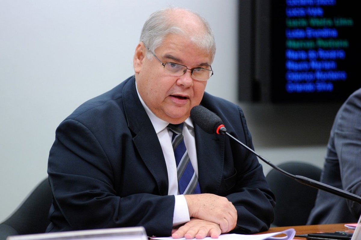 Lúcio Vieira: não há diferença entre candidaturas de Roma e Wagner