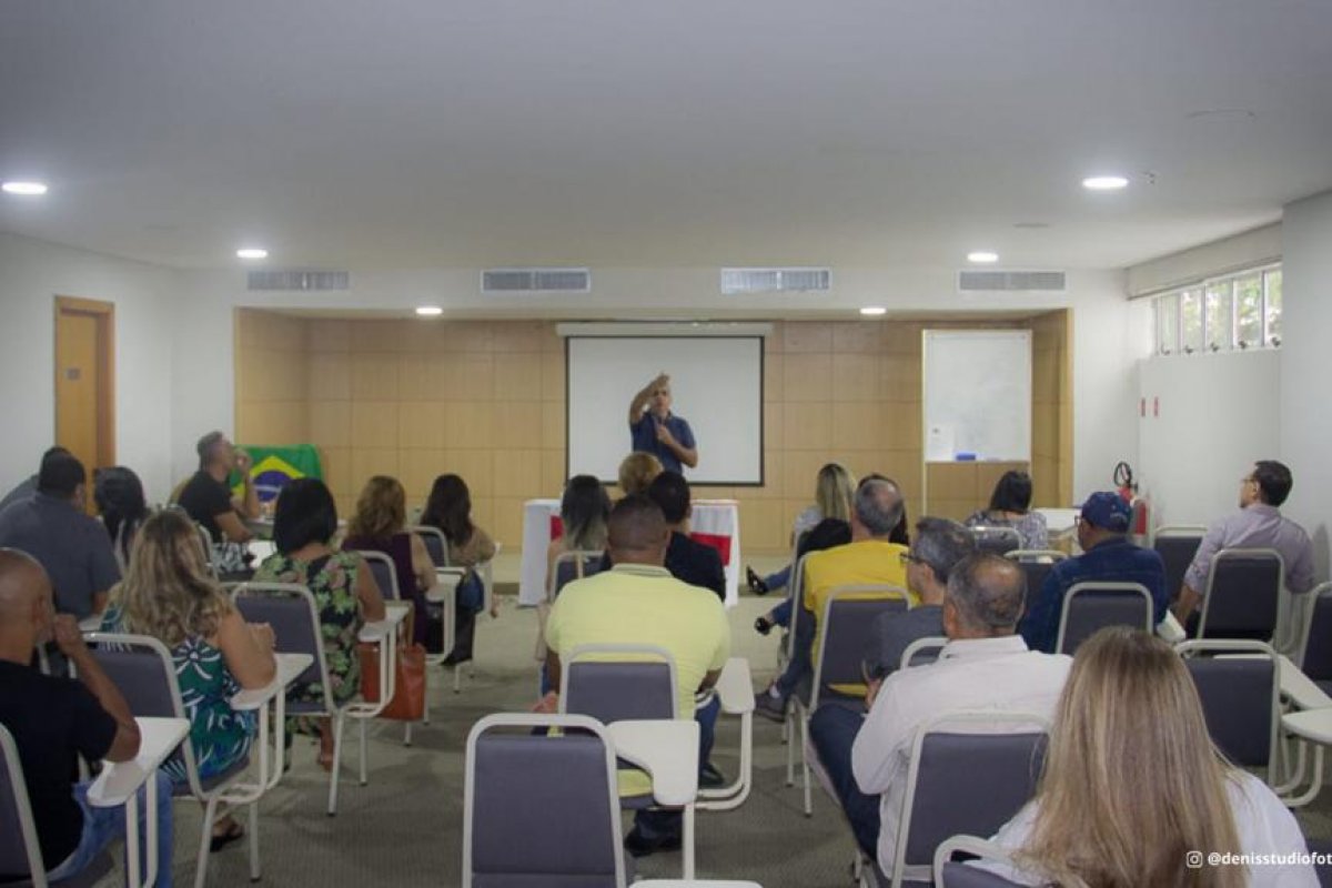 Cezar Leite anuncia filiação ao PSC