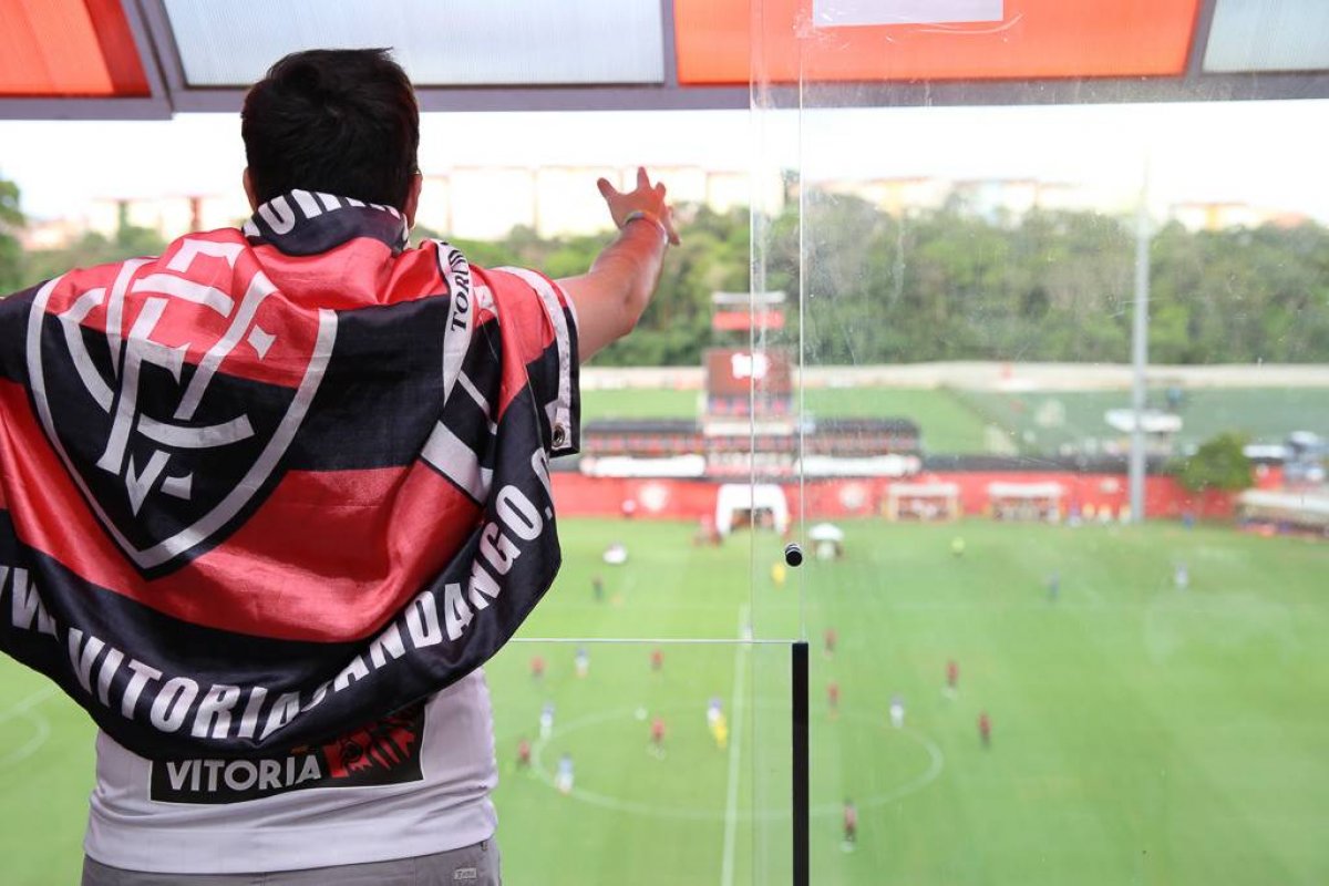 Sócio processa Vitória após se sentir prejudicado com localização da torcida na Fonte Nova