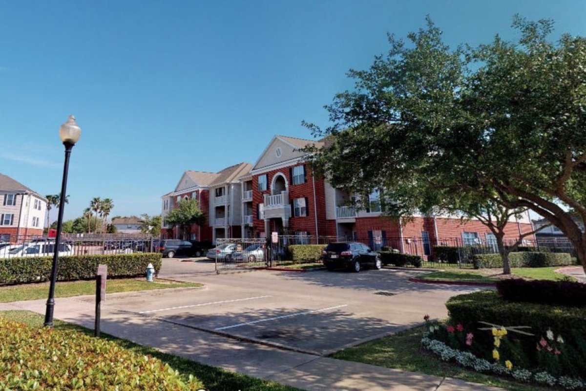 EUA: Três crianças foram abandonadas com o corpo do irmão em apartamento, na cidade de Houston