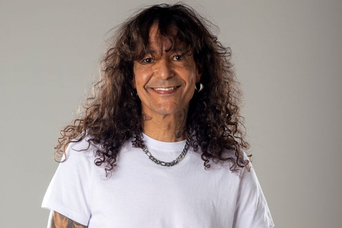 Luiz Caldas retorna aos palcos com Festa Magia