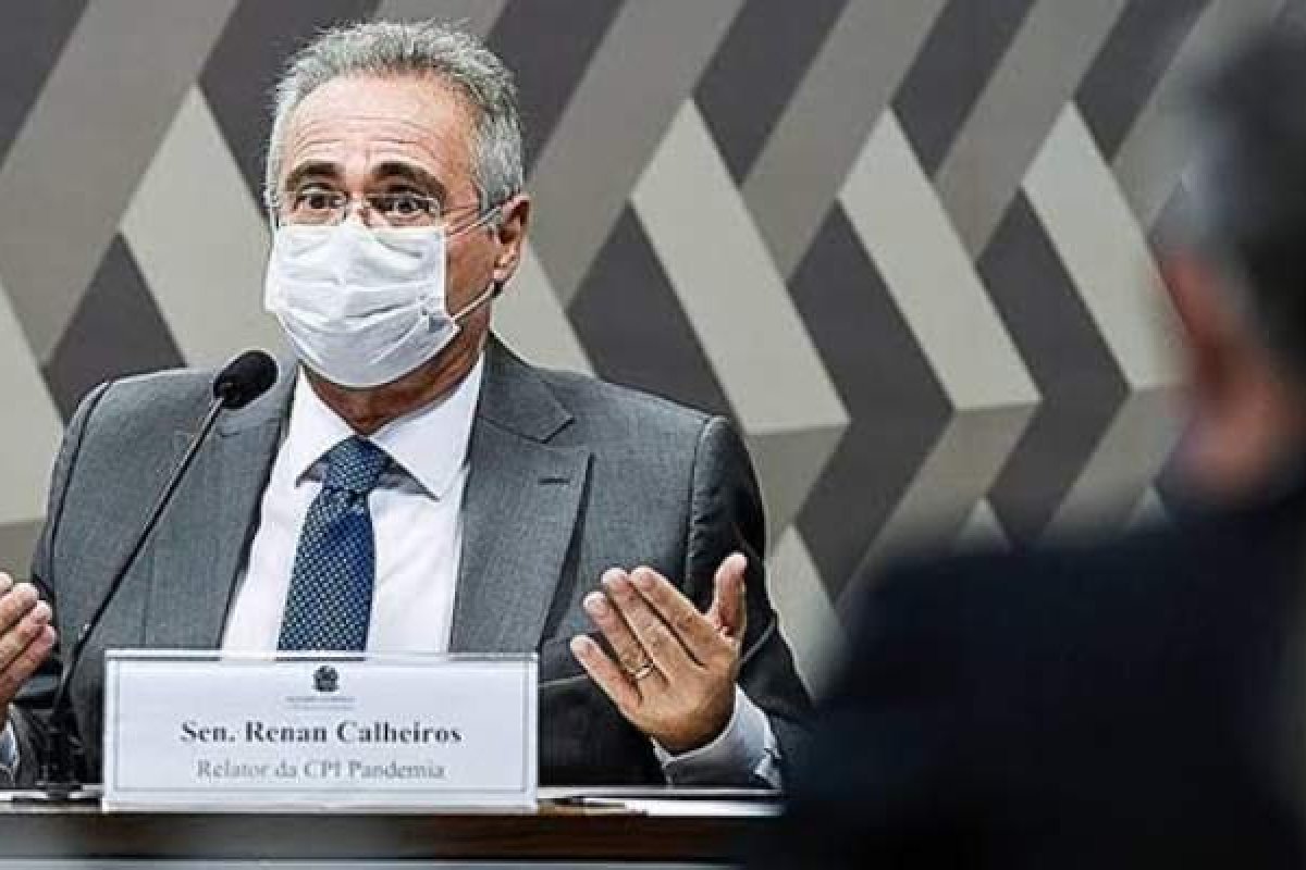 Renan chama Bolsonaro de 'serial killer'