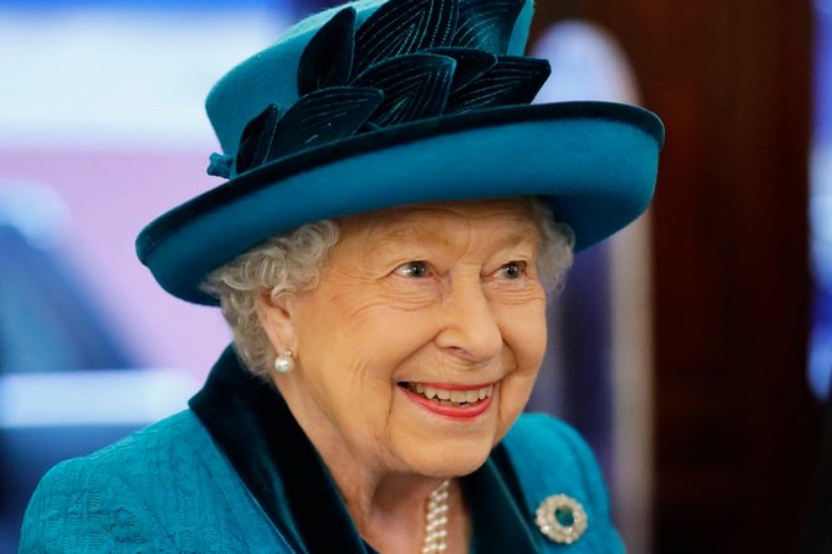 Rainha Elizabeth II cancela presença na COP26