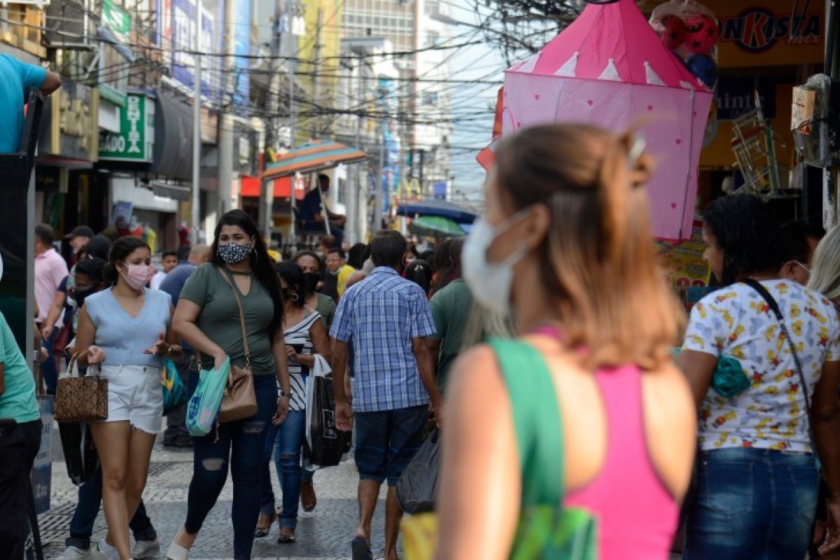 Alerj aprova flexibilização do uso de máscara no Rio de Janeiro