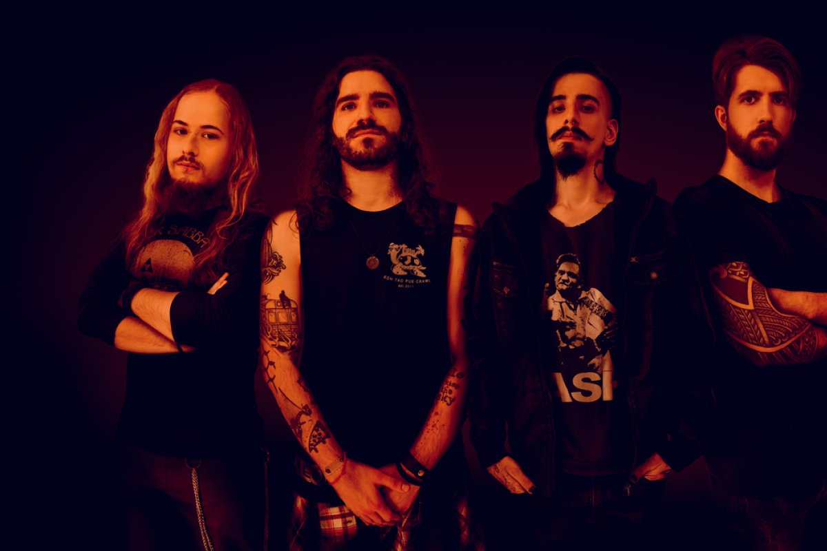 Quarteto Hiënaz faz live de Halloween neste domingo (31)