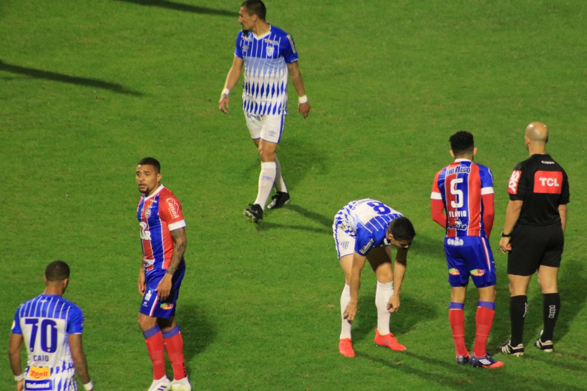 Bahia faz 2 a 0 diante do Avaí no primeiro tempo