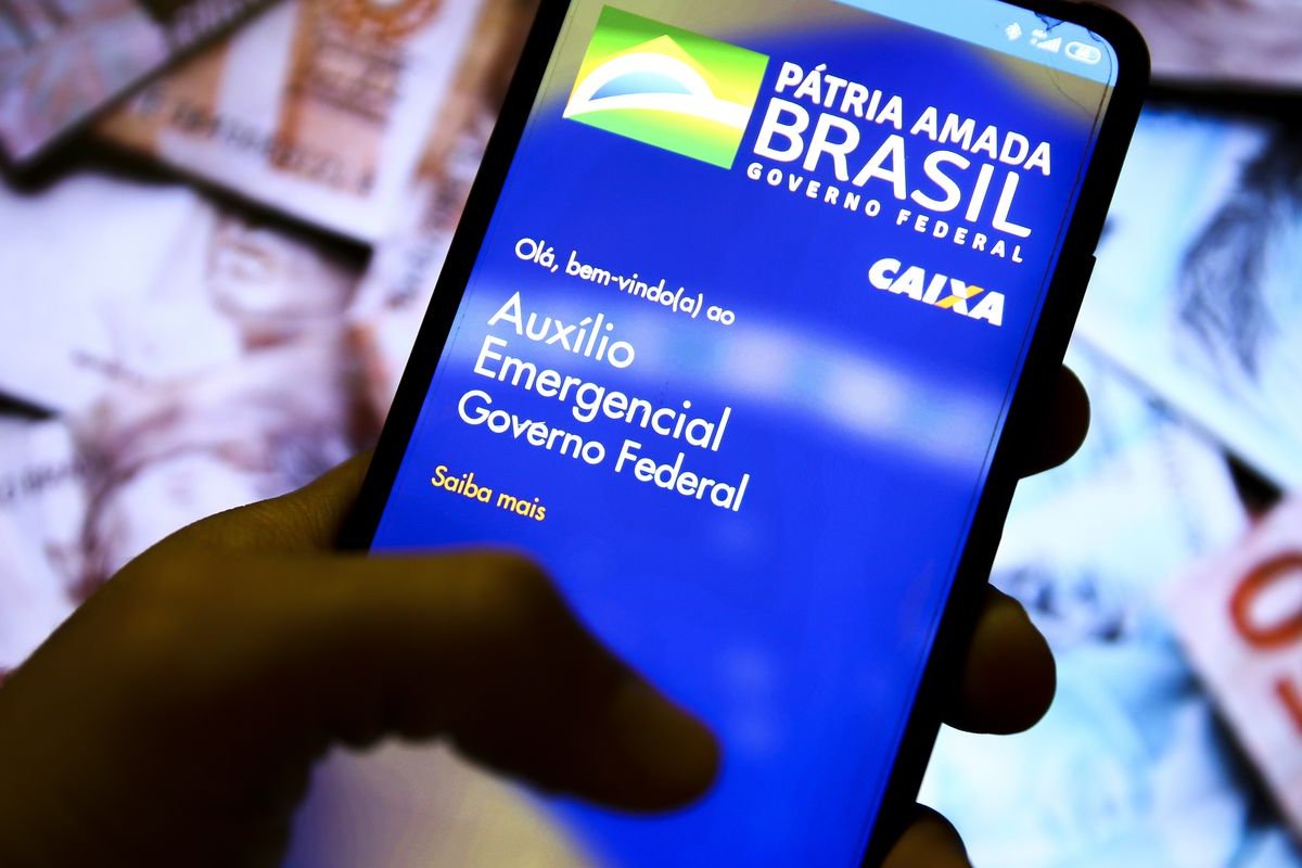 Beneficiários do Bolsa Família passam a receber Auxílio Brasil a partir de 17 de novembro