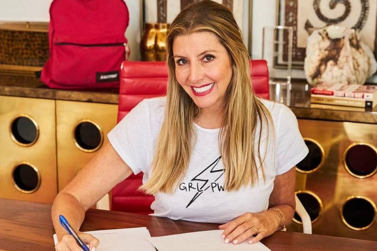 Nos EUA, empresária doa US$ 10 mil e duas passagens aéreas de primeira classe a todos os funcionários