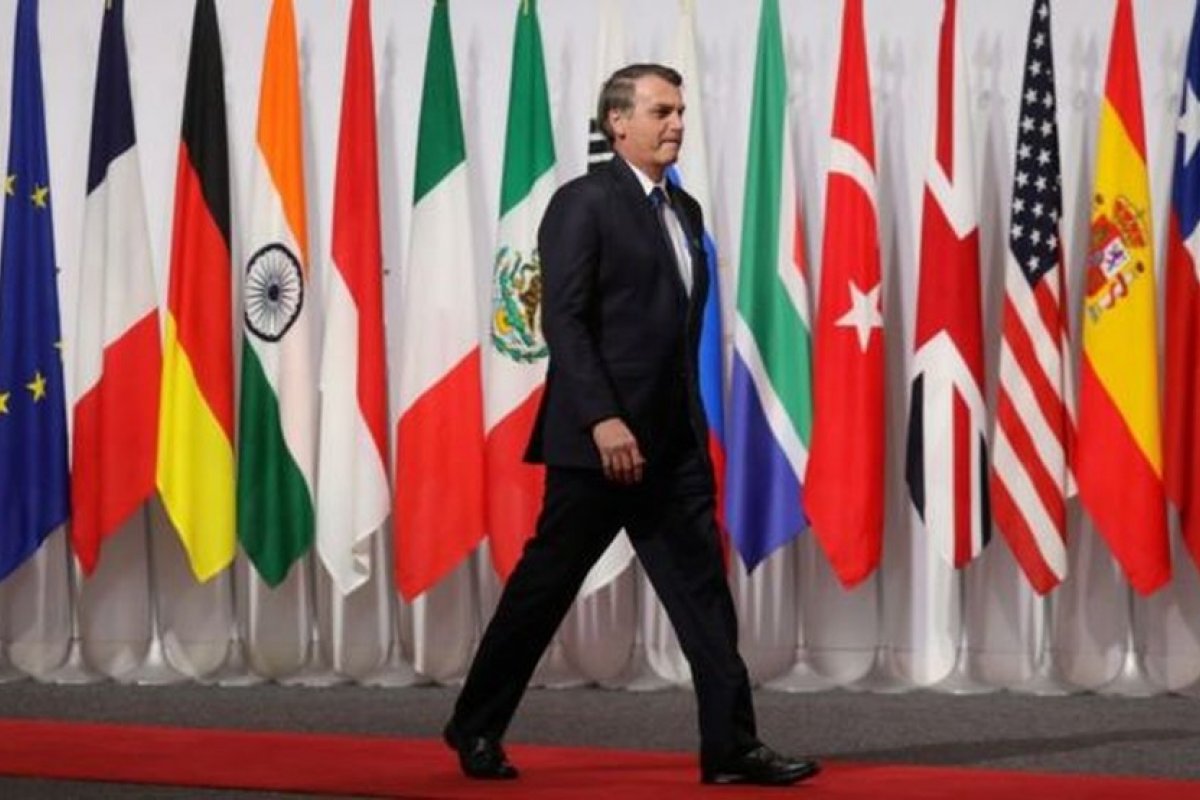 Bolsonaro fala sobre vacinas, atração de recursos e livre comércio na reunião do G20