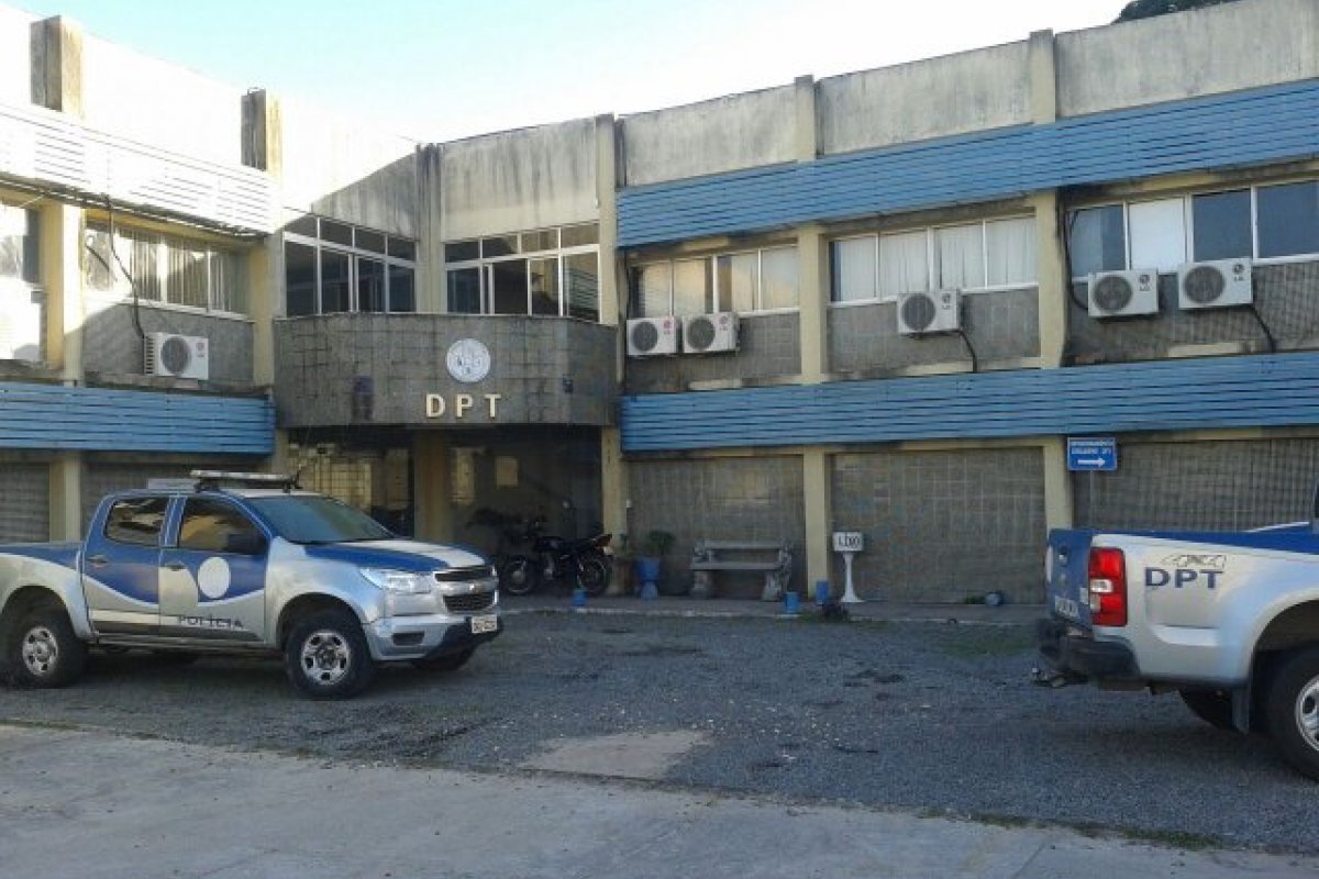 Homem é assassinado com tiros neste sábado (30) no bairro Aviário, em Feira de Santana
