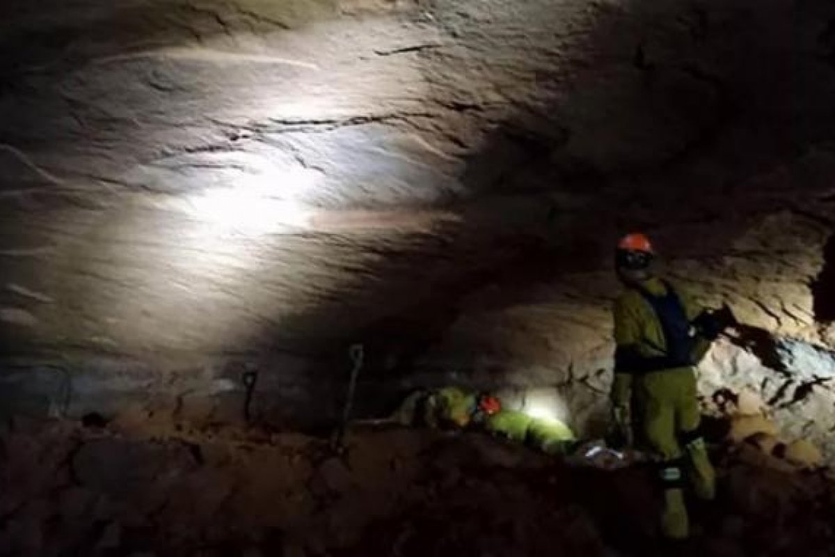 Corpo Bombeiros confirmam morte de 9 agentes em gruta que desabou em SP