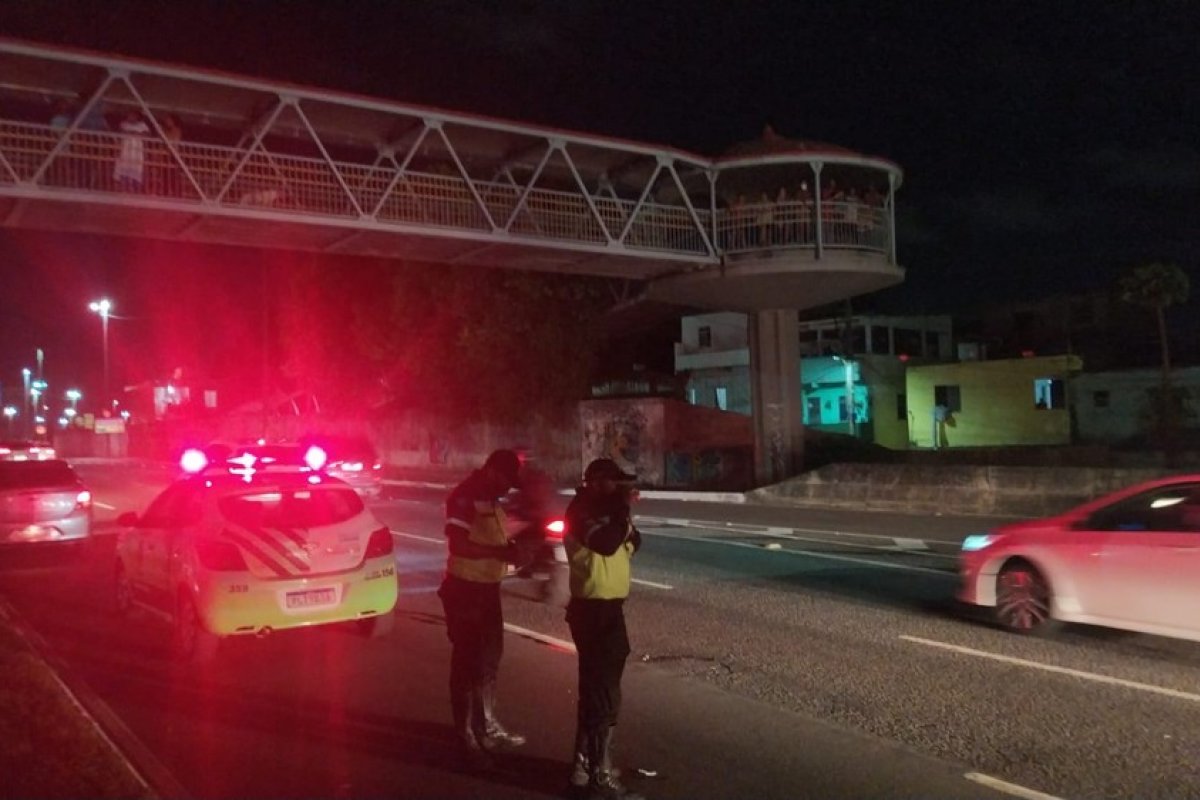 Homem morre atropleado próximo ao bairro de São Cristóvão, em Salvador