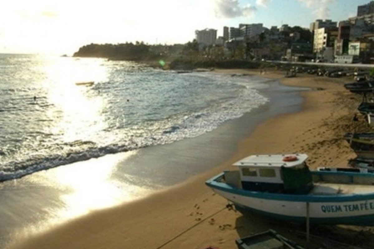 Salvador tem 8 praias impróprias para banho, diz Inema