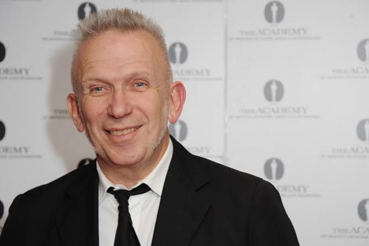 Novos tempos! Jean Paul Gaultier lança serviço de aluguel de roupas