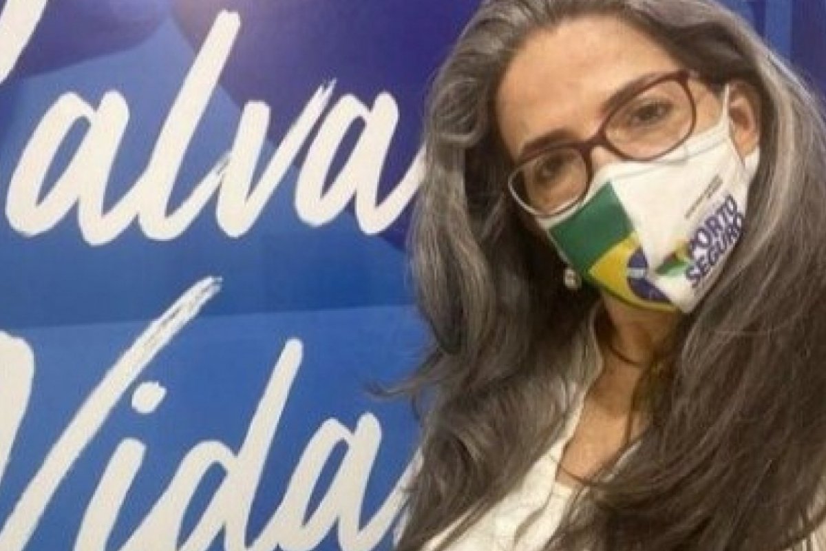 Apelidada de 'doutora cloroquina', Raissa Soares é exonerada do cargo de secretária da Saúde em Porto Seguro