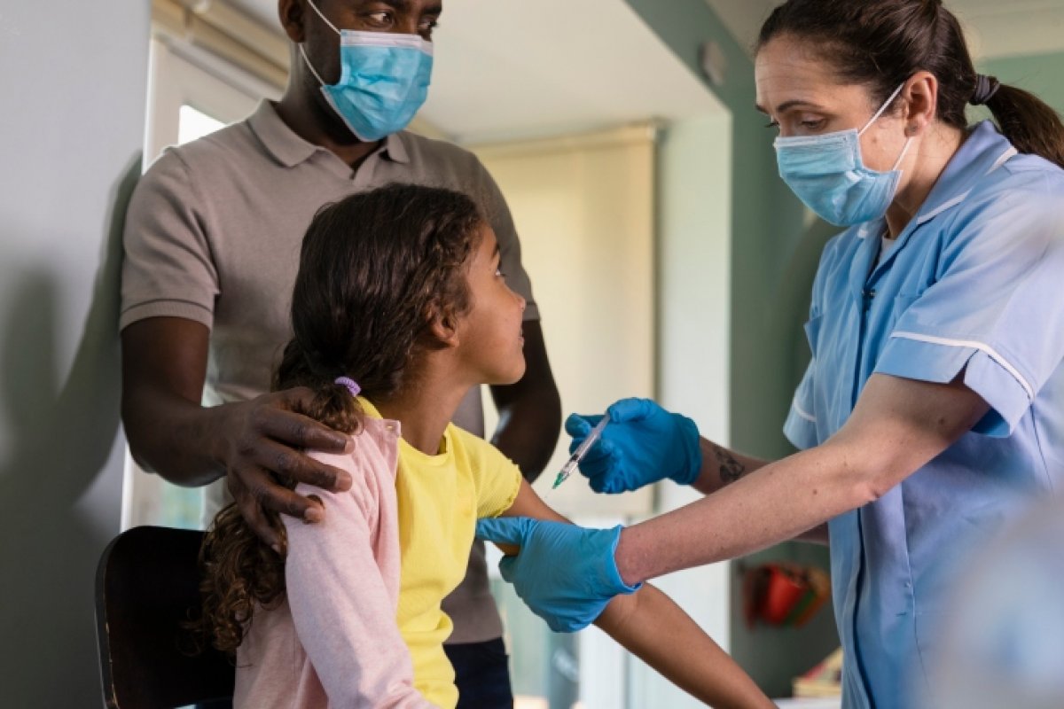 Anvisa diz que não recebeu pedido para vacinar menores de 12 anos contra Covid-19