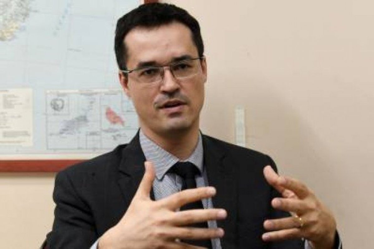 Deltan Dallagnol renuncia ao cargo no MP e deve disputar uma vaga à Câmara dos Deputados em 2022