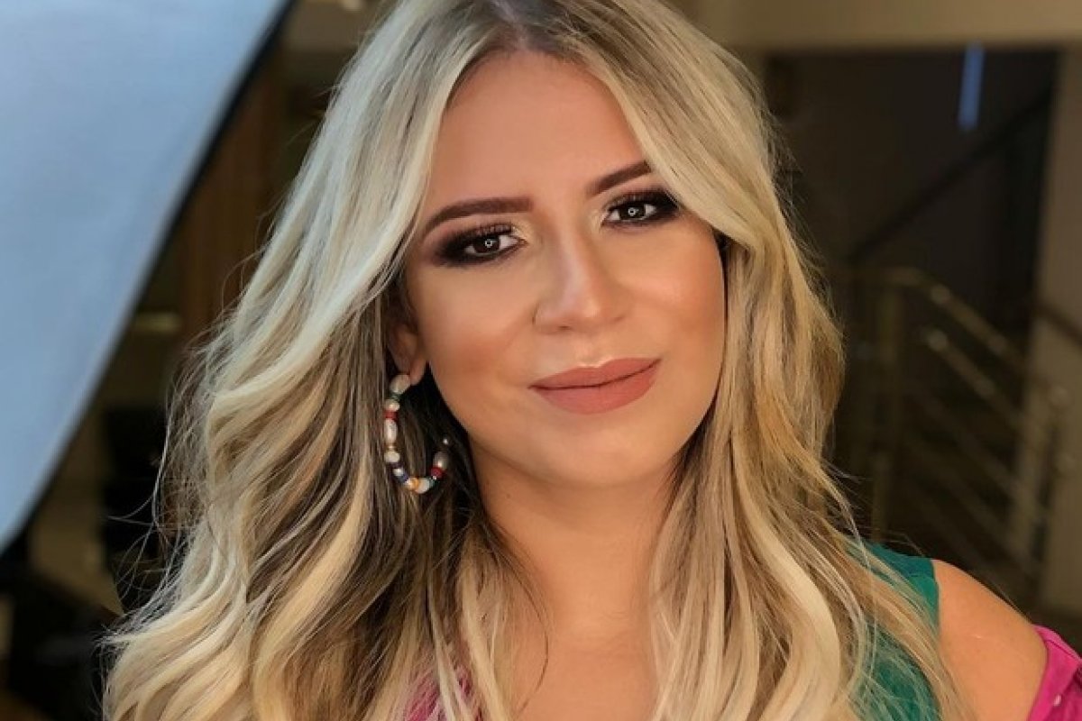 Marília Mendonça, aos 26 anos, morre em acidente de avião