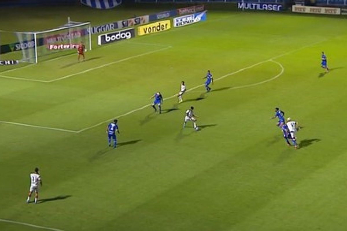 Vitória arranca empate com Avaí no fim, mas segue em situação delicada na Série B