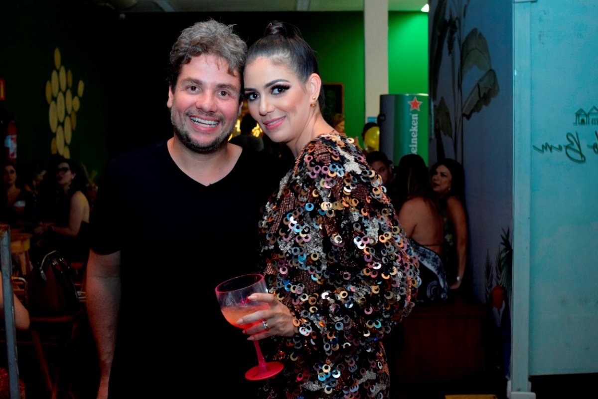 Empresária Juliana Tavares comemora aniversário em evento fechado na Vila do Bem