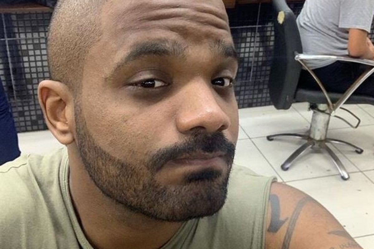 Filho do sambista Arlindo Cruz vende casa que não é dele