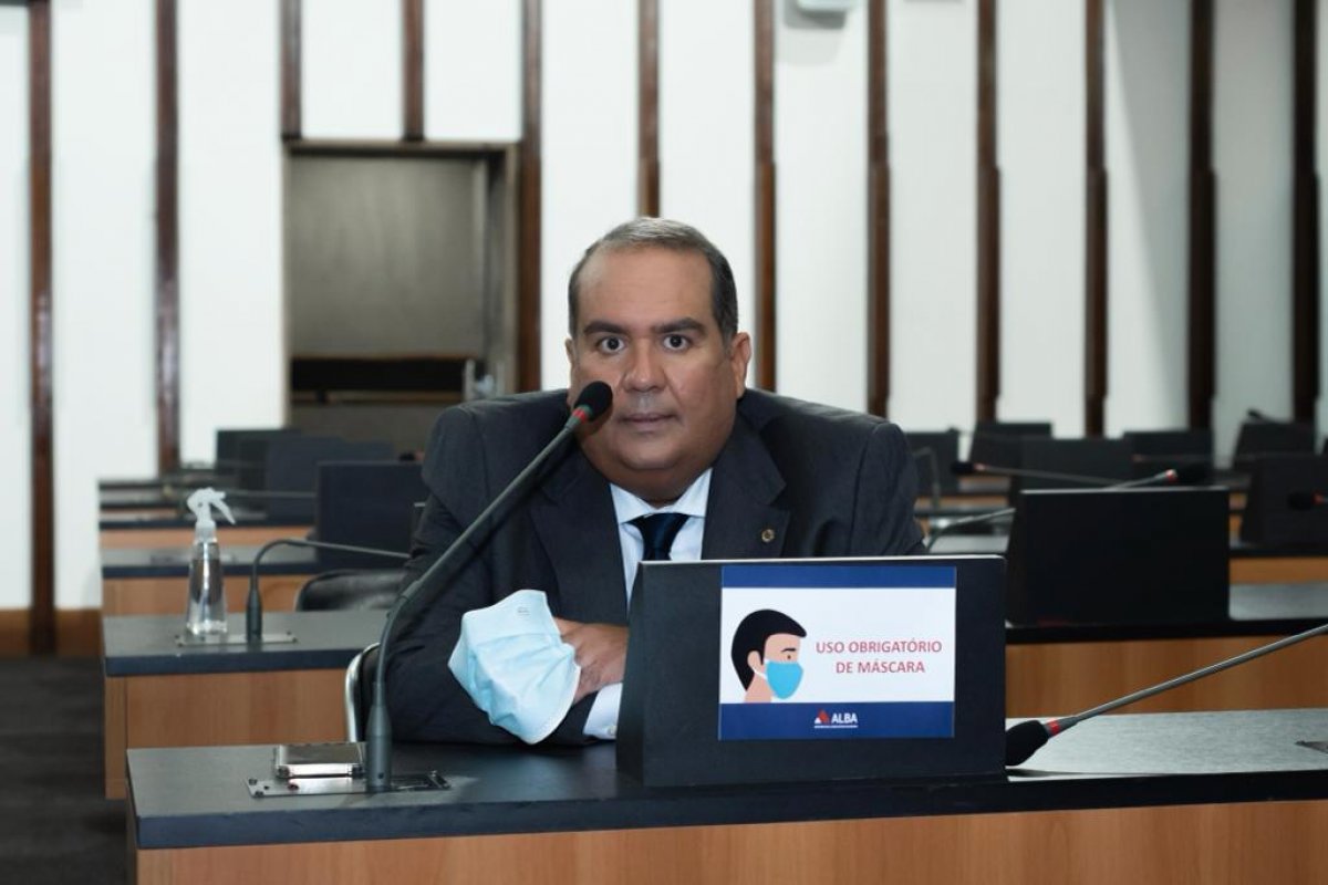 Líder da oposição na ALBA não vê justificativa para aumento das tarifas do ferry