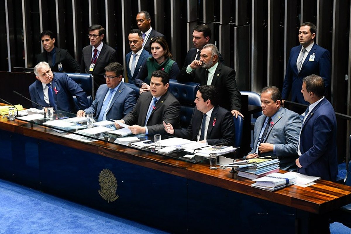 Reforma da Previdência é aprovada em primeiro turno no Senado