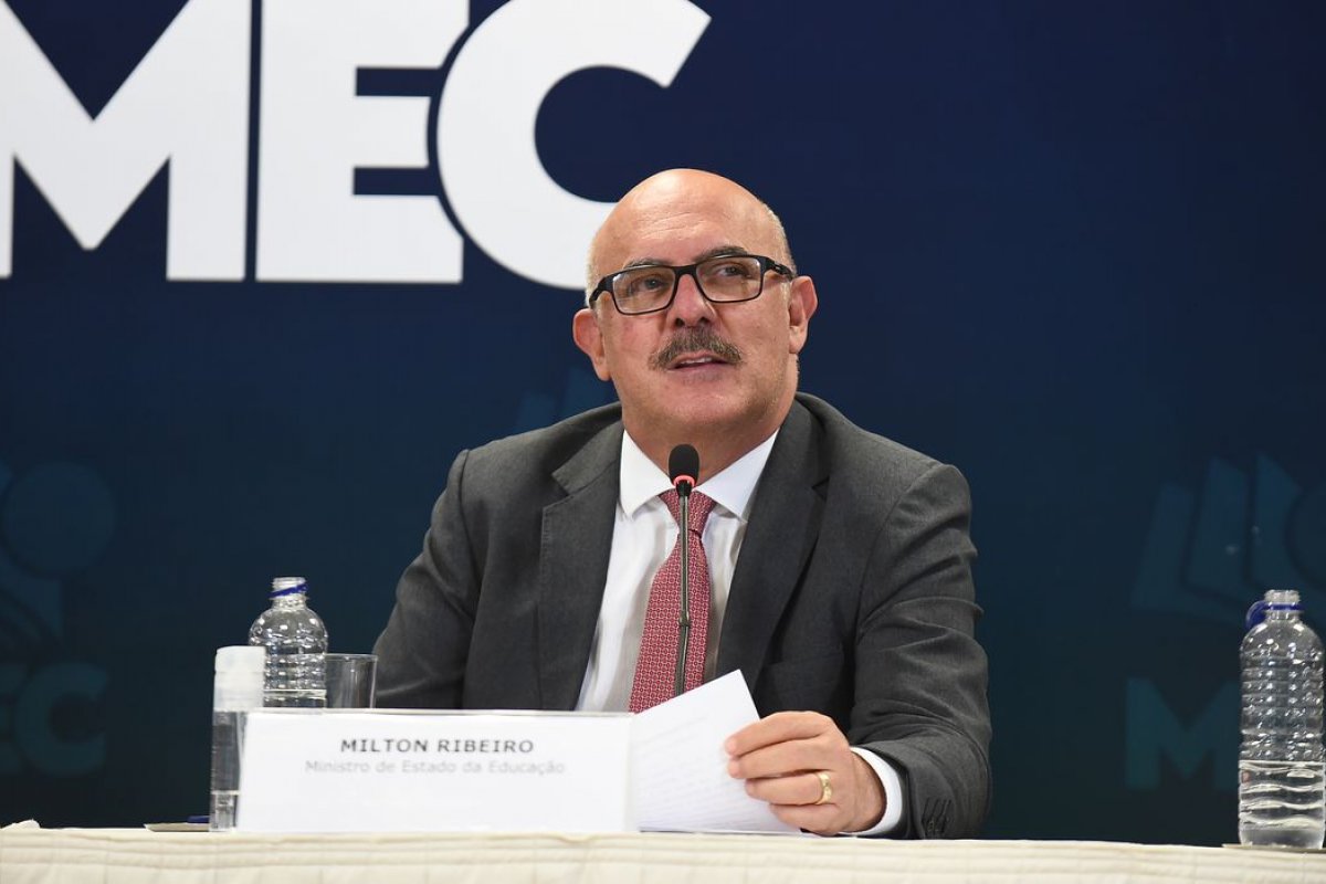 Cronograma do Enem segue mantido mesmo com demissão de servidores do Inep