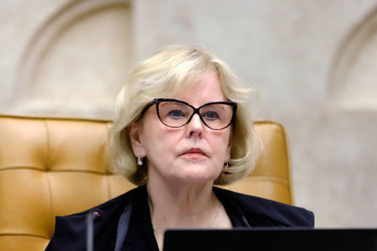 Rosa Weber, Cármen Lúcia e Barroso votam por suspensão do orçamento secreto