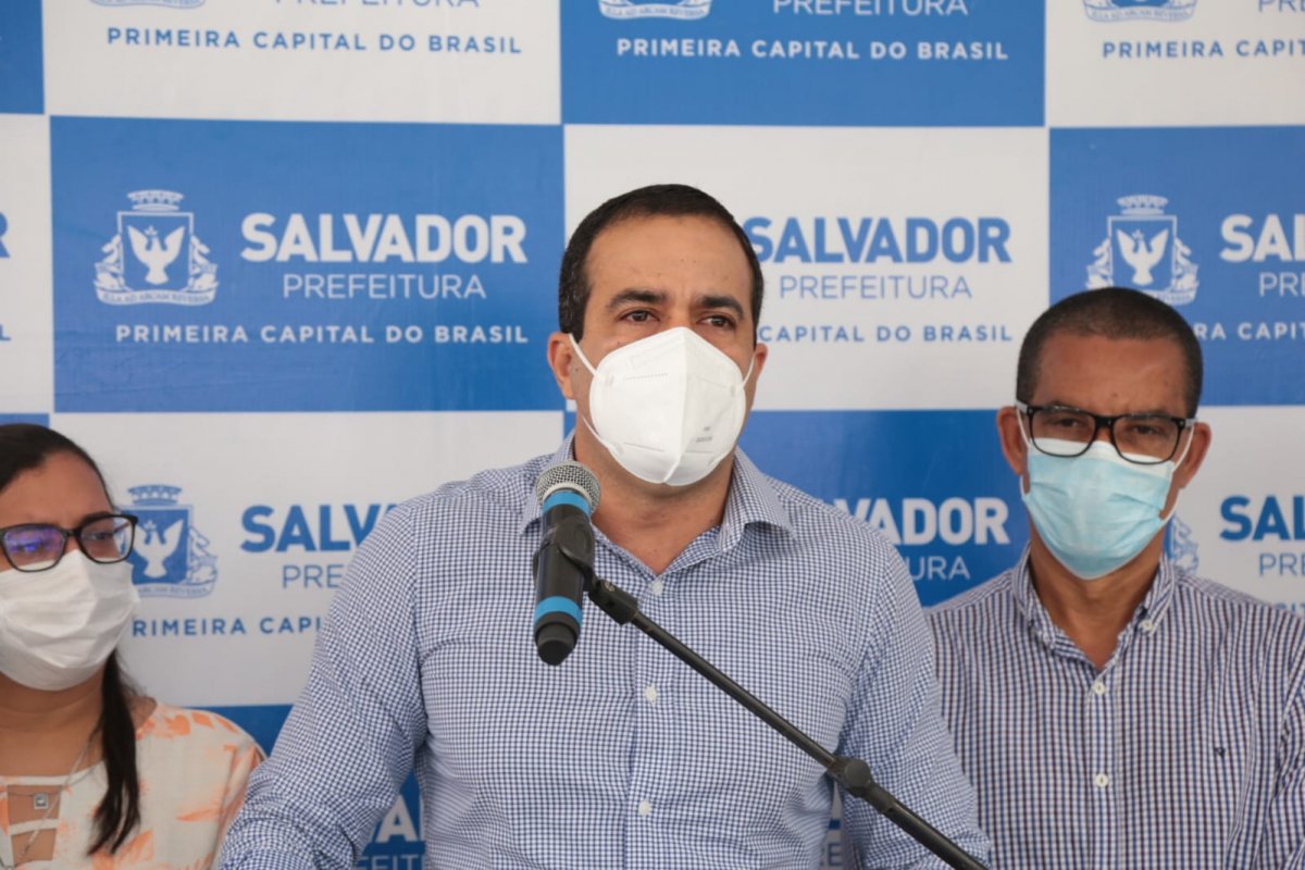Bruno rebate pesquisa que aponta 60% contra Carnaval: "Se não for feito aqui, vai ser feito em outros lugares"