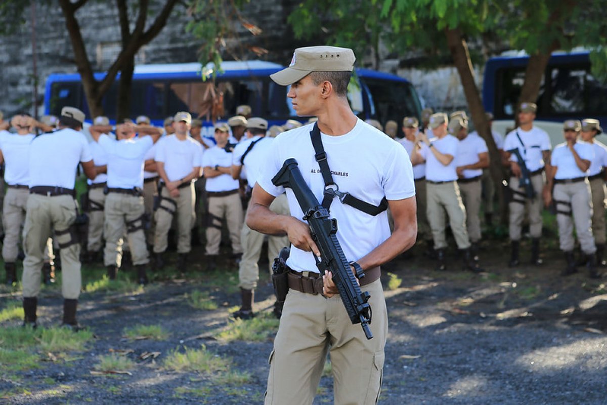 Bahia paga R$ 9,9 milhões em prêmios para servidores da área de segurança pública