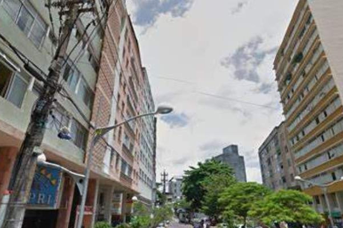 Jovem é morto com 10 tiros no bairro 2 de julho, em Salvador