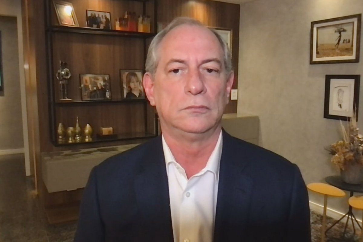 Ciro Gomes retoma candidatura: “mais fortalecido do que nunca”