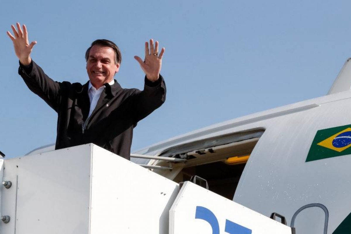 Bolsonaro cumpre agenda internacional no final de semana para atrair investimentos