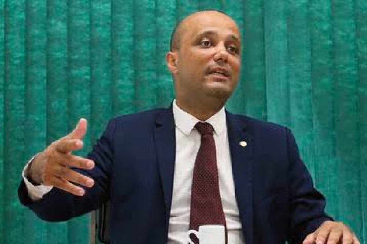 Podcast: O Lado B de Brasília: Major Vitor Hugo