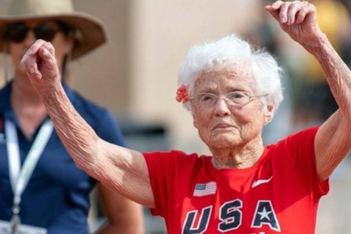 Atleta de 105 anos vira recordista mundial dos 100 m rasos nos EUA