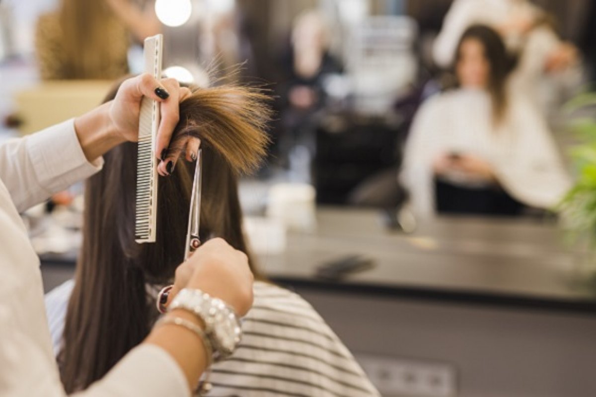 IBGE: Serviços baianos caem de agosto para setembro, mas têm o 3º maior aumento do país frente a setembro/20