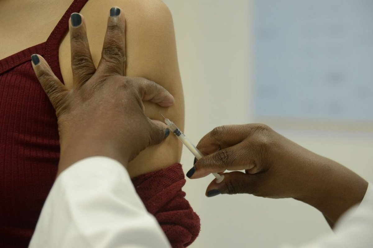 Brasil ultrapassa 350 milhões de vacinas contra a Covid-19 distribuídas