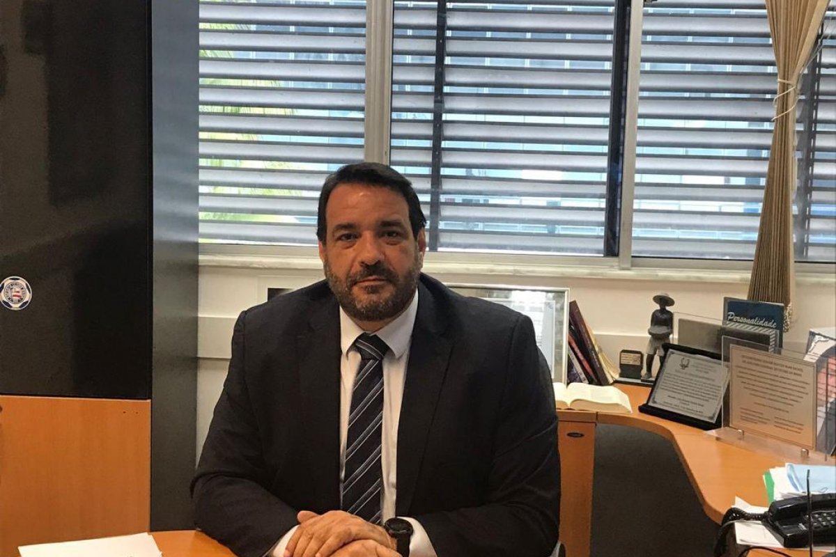Para Alan Sanches, Rui age como “ditador” ao não querer debater sobre o Carnaval