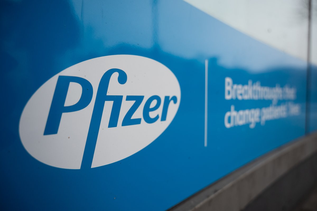 Pfizer autorizará versões genéricas de comprimido contra Covid-19
