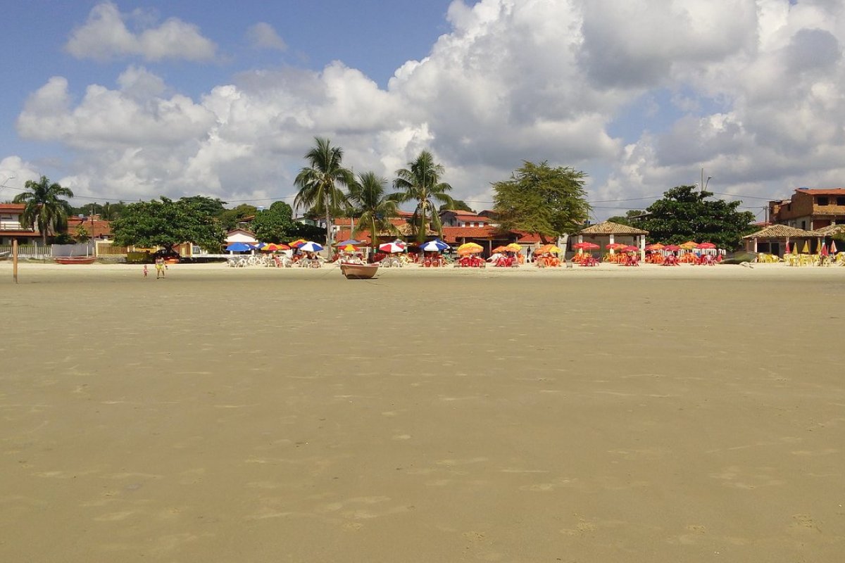 Vídeo: motorista denuncia taxa cobrada pela prefeitura de Saubara para ingressar na praia de Cabuçu
